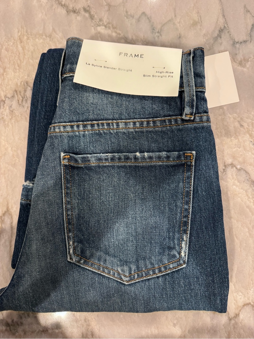 Frame Denim Le Sylvie High-Rise Slim Straight Jeans - Medium Blue Wash